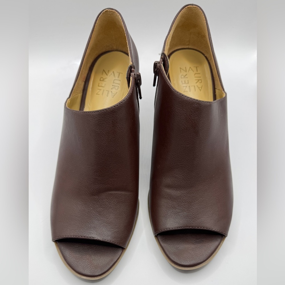 Naturalizer Tristen Open Toe Ankle Shooties Dark Brown/Burgundy, Size 9